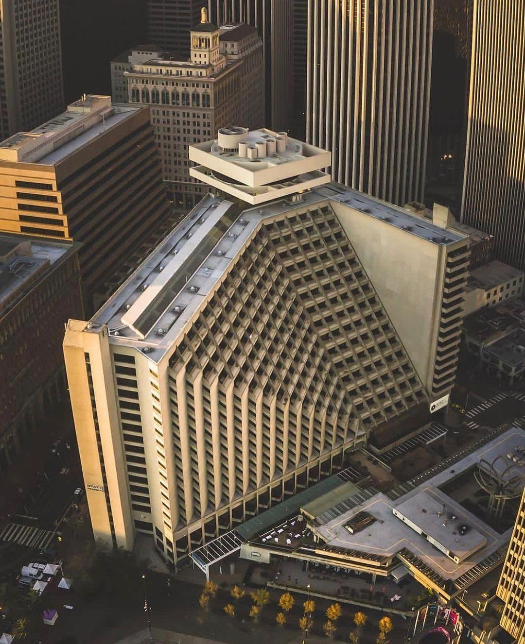 THE ARCHITECTURAL MARVEL: SAN FRANCISCO HYATT REGENCY’S ICONIC ATRIUM