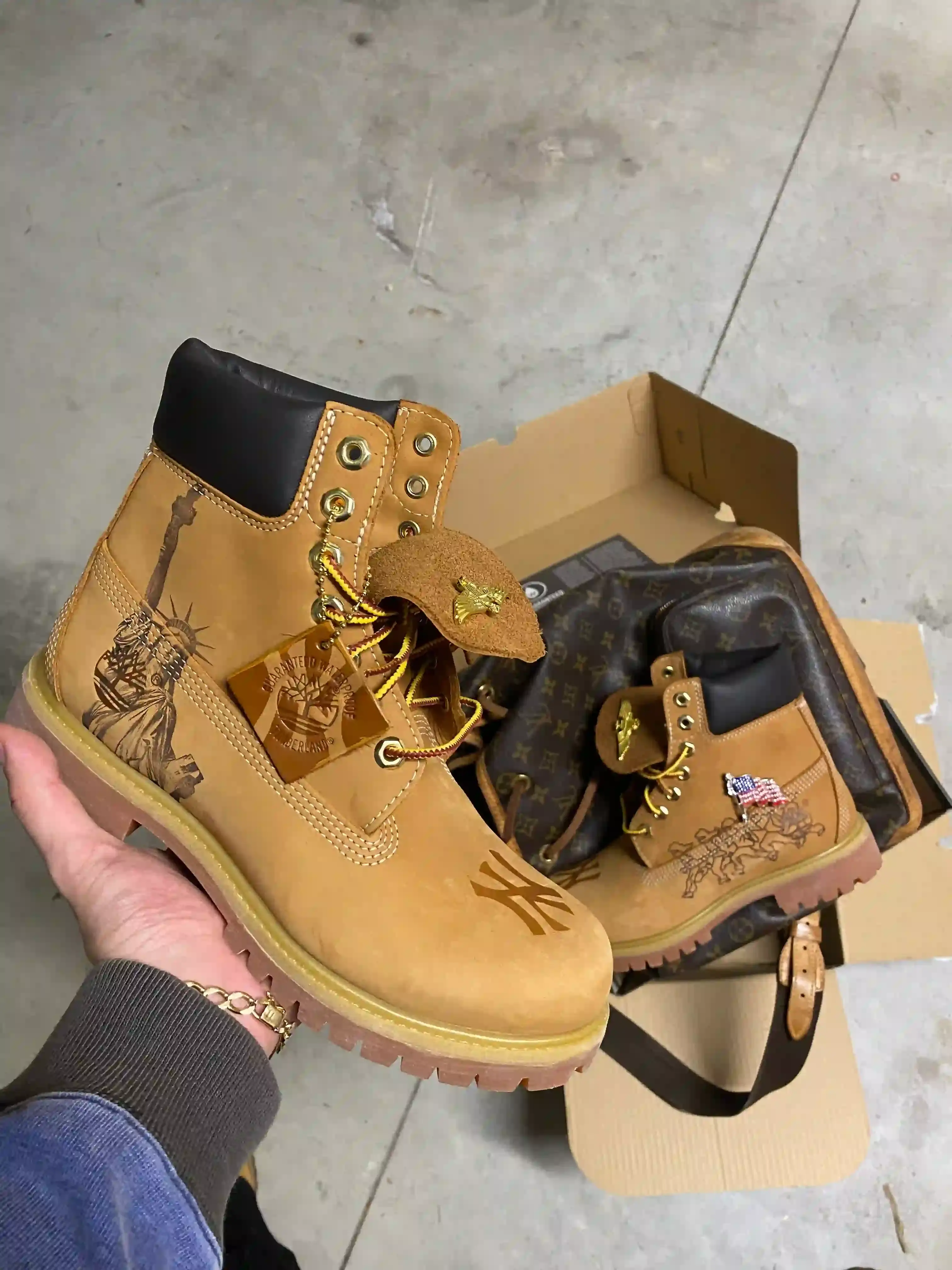 Edoardo Albertini Timberland custom boots