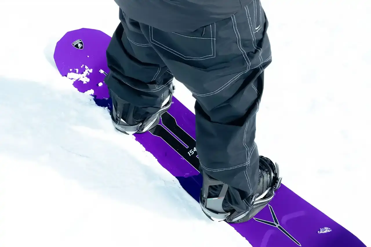 Lamborghini Discover Lamborghini's exclusive collaboration with CAPiTA and Union: a limited-edition snowboard set featuring advanced carbon technology and Italian supercar-inspired design. (image 3 of 12)