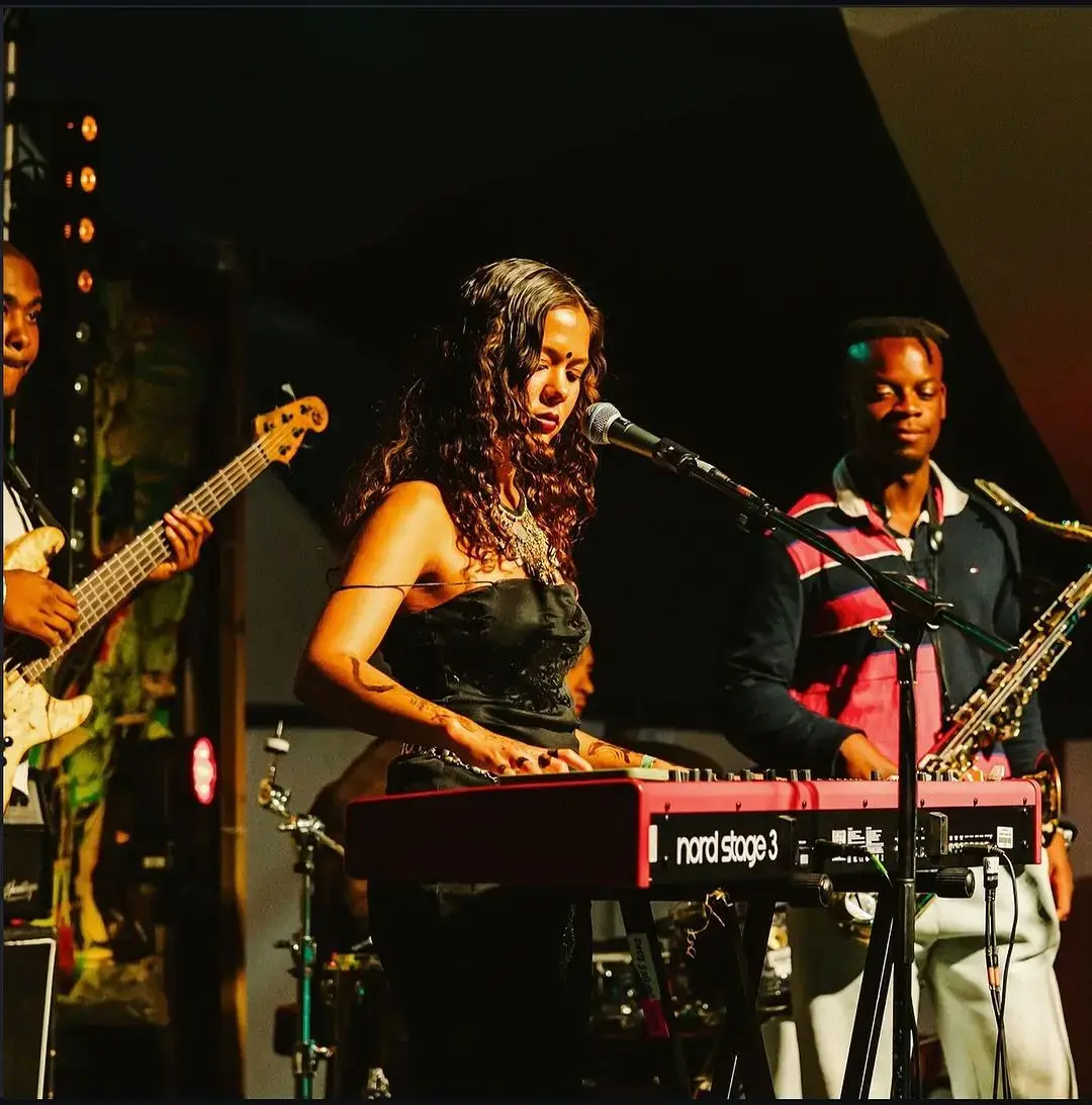 TARA LILY'S "SPEAK IN THE DARK" REDEFINES JAZZ FOR A NEW GENERATION (image 3 of 5)
