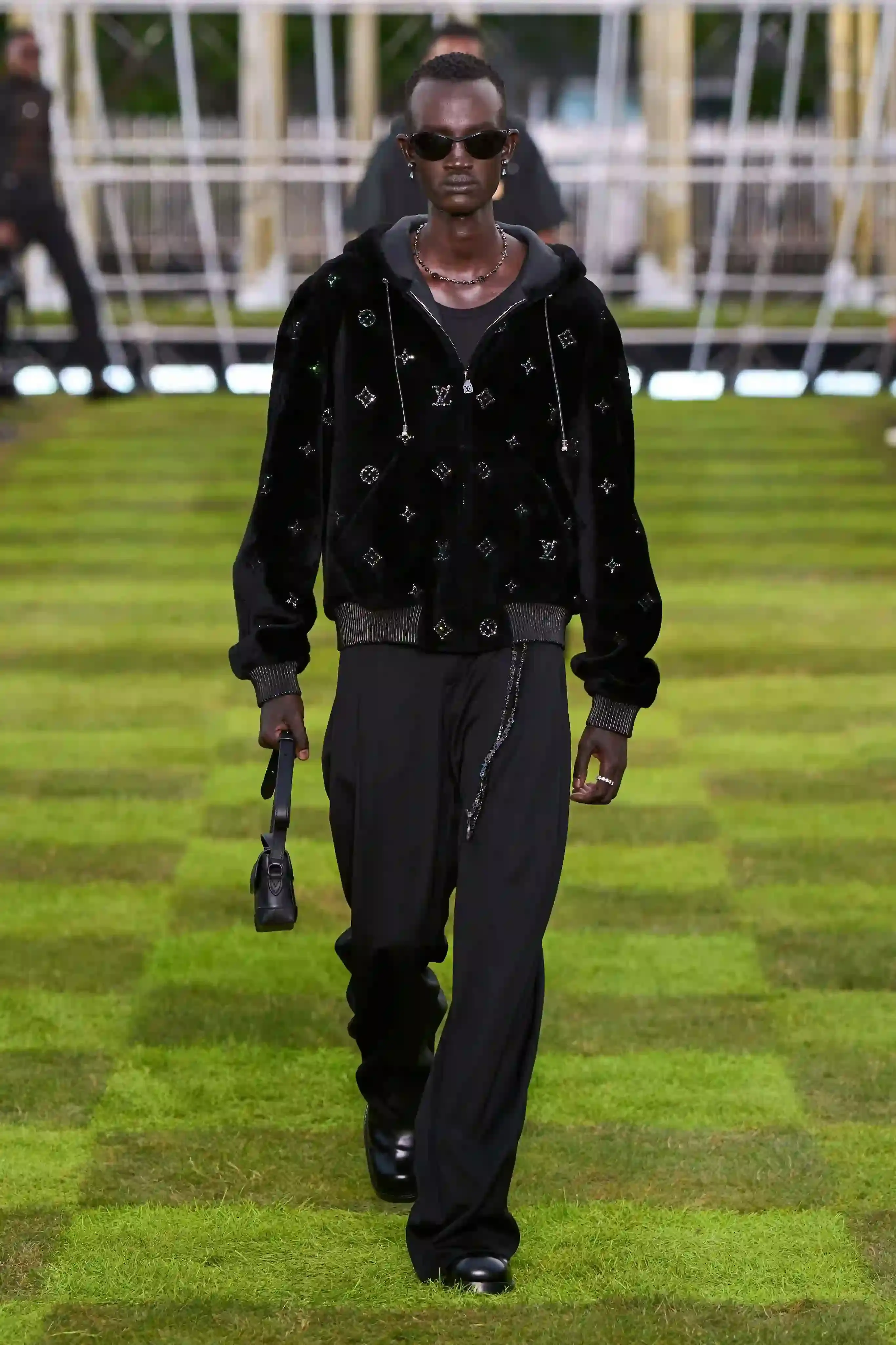 Vogue Runway (image 7 of 9)