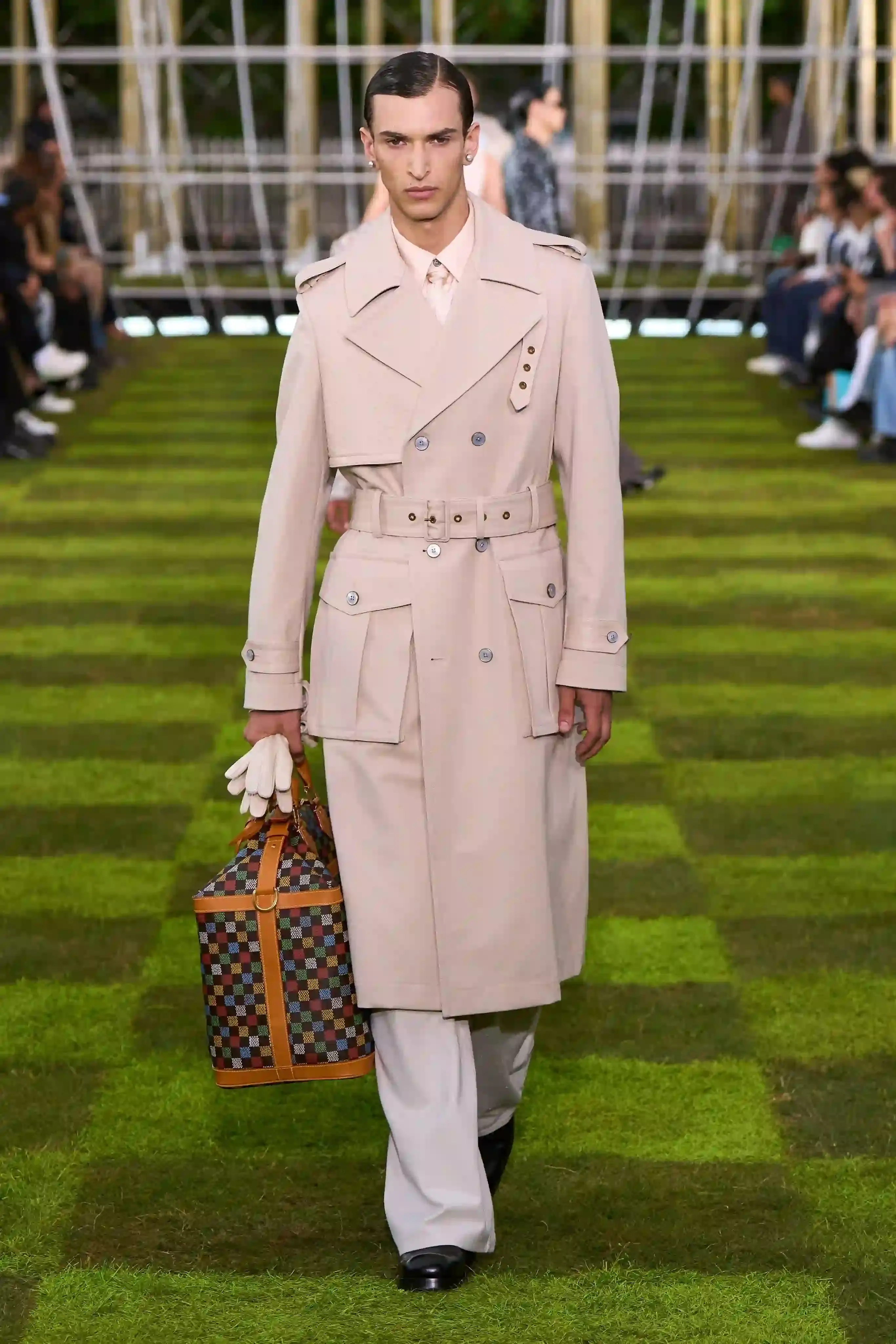 Vogue Runway (image 5 of 9)