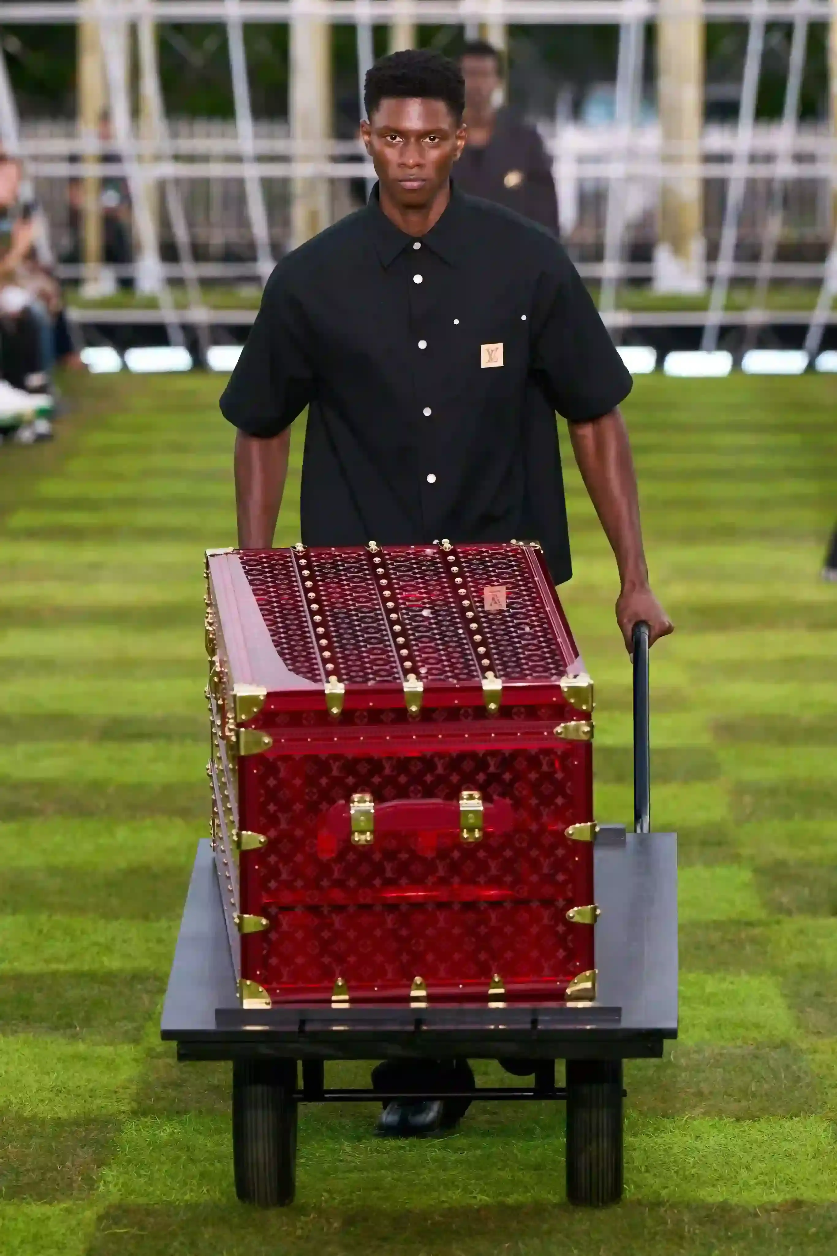 Vogue Runway (image 6 of 9)