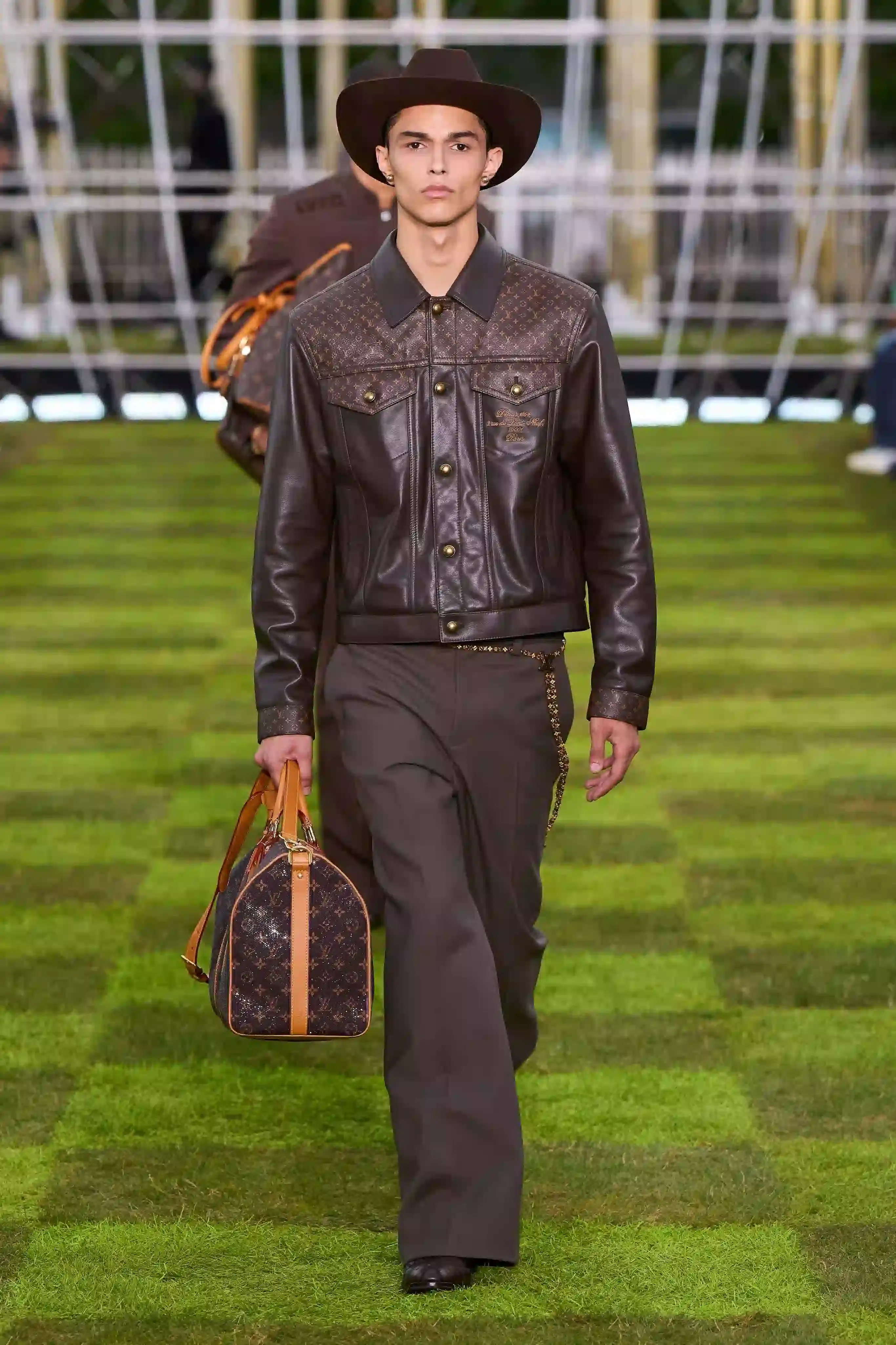 Vogue Runway (image 4 of 9)